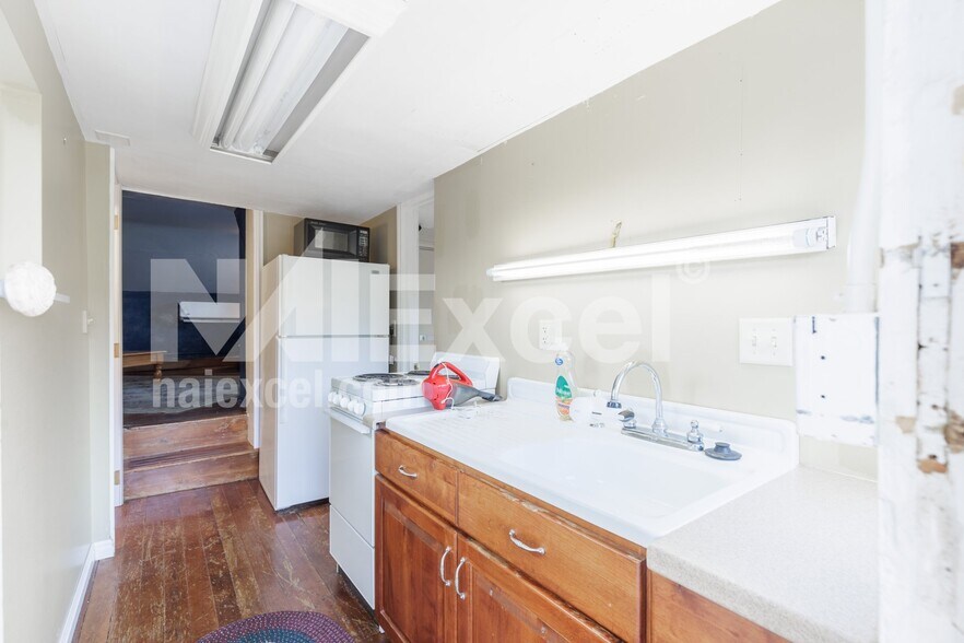 More Photos Of 2862 Santa Clara Dr, Santa Clara Restaurant For Sale