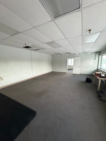 More Photos Of 209 N Post Rd, Anchorage Industrial For Lease