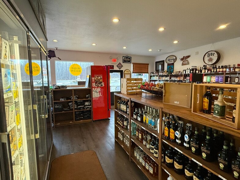More Photos Of 51815 Kenai Spur Hwy, Kenai General Retail For Sale