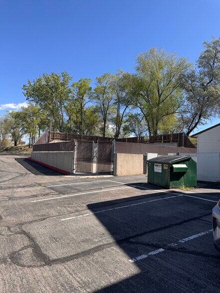 More Photos Of 9075 S Riverside Dr, Sandy Research And Development For Sale