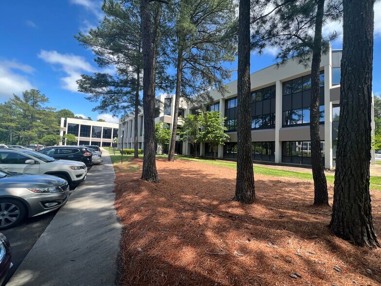 More Photos Of 1 Centerview Dr, Greensboro Unknown For Lease