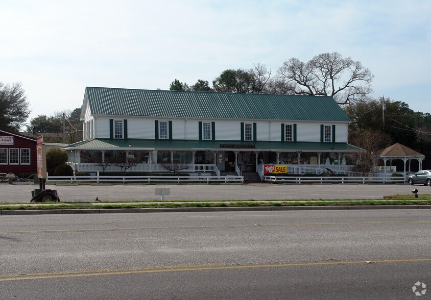 More Photos Of 1530 Us-17 Hwy N, Little River Freestanding For Sale