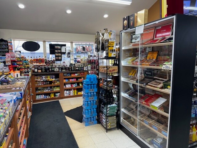 More Photos Of 4292-4296 Green Lake Rd, West Bloomfield Freestanding For Sale