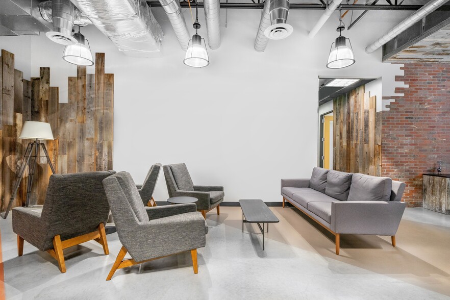 More Photos Of 8951 Cypress Waters Blvd, Coppell Coworking Space