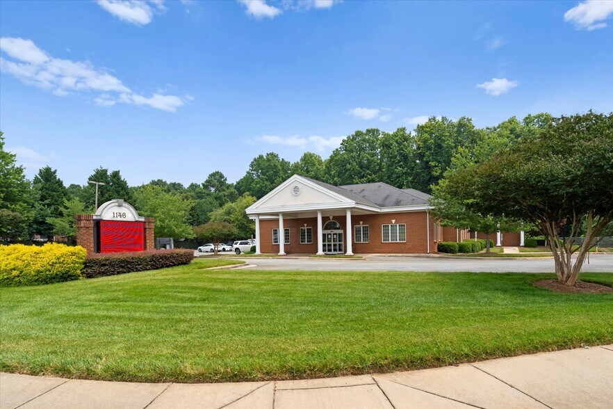Primary Photo Of 1146 N New Hope Rd, Gastonia Medical For Sale