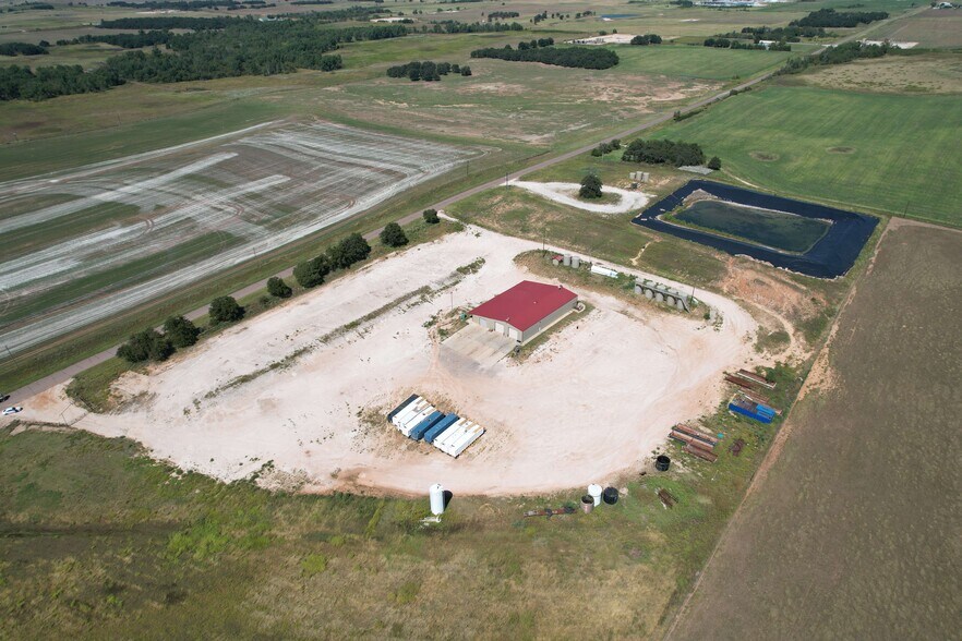 More Photos Of 13616 N 2920 Rd, Dover Warehouse For Sale