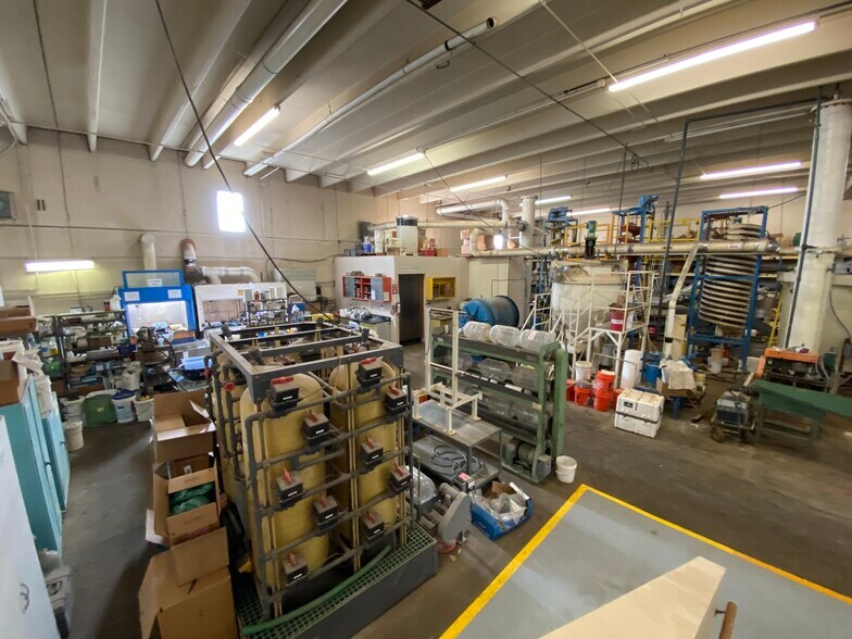 More Photos Of 3030-3040 S Vallejo St, Englewood Warehouse For Sale