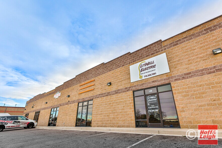 More Photos Of 4615 Town Center Dr, Colorado Springs Warehouse For Lease