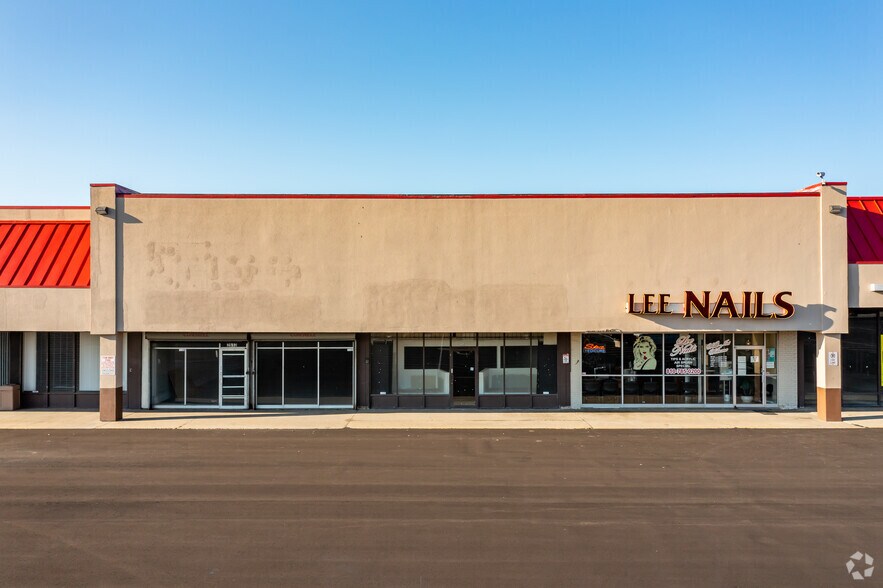 More Photos Of 4813-4945 Clio Rd, Flint Unknown For Lease