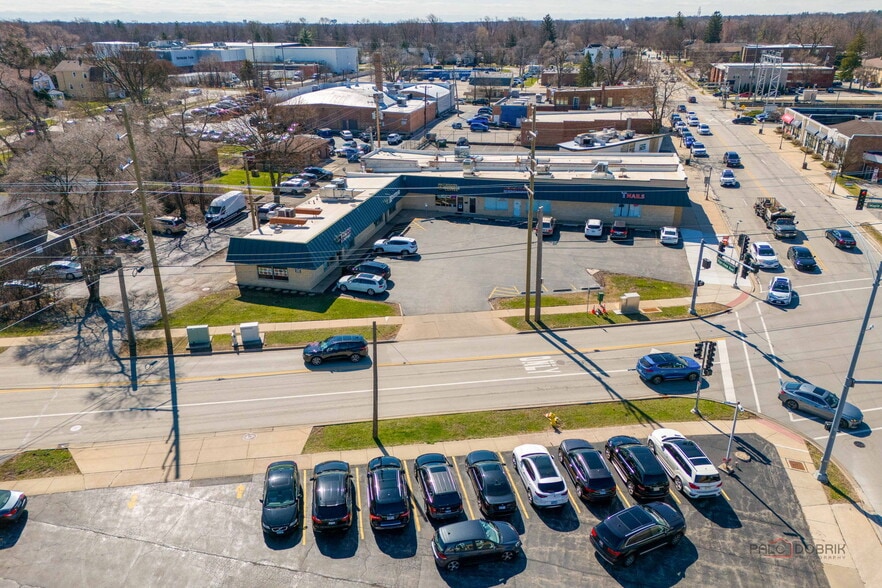 More Photos Of 4951-5001 Fairview Ave, Downers Grove General Retail For Sale