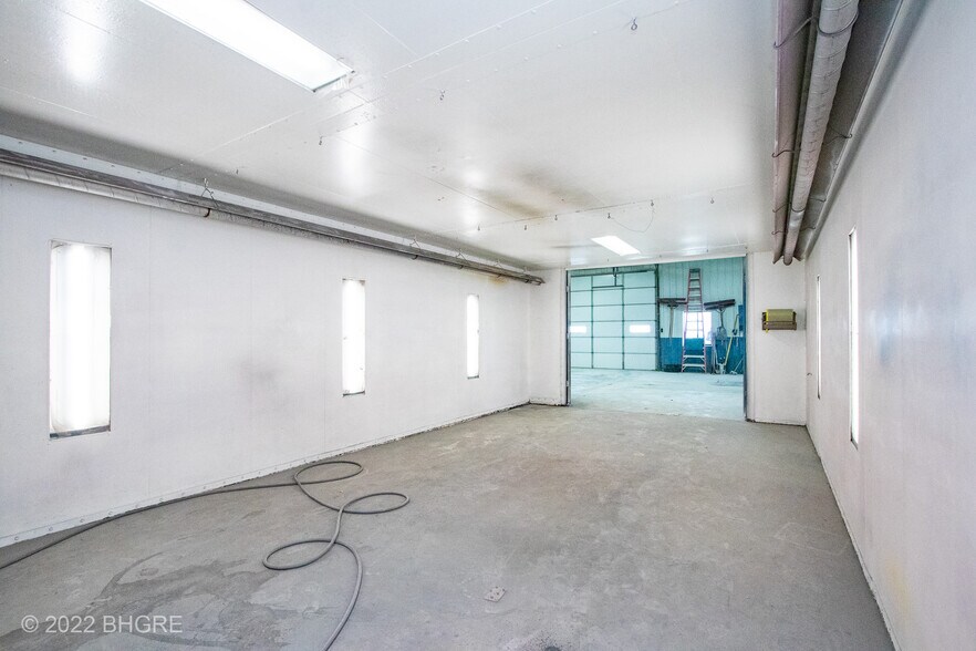 More Photos Of 2326 N Main St, Osceola Auto Repair For Sale