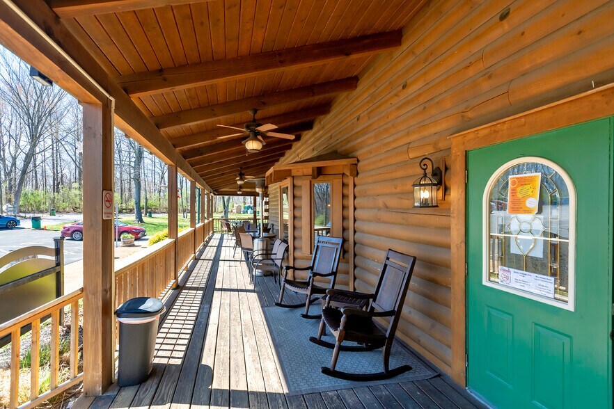 More Photos Of 14391 IL-37, Whittington Winery Vineyard For Sale