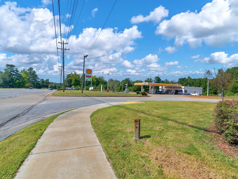 More Photos Of 1901 Zebulon Rd, Griffin Land For Sale