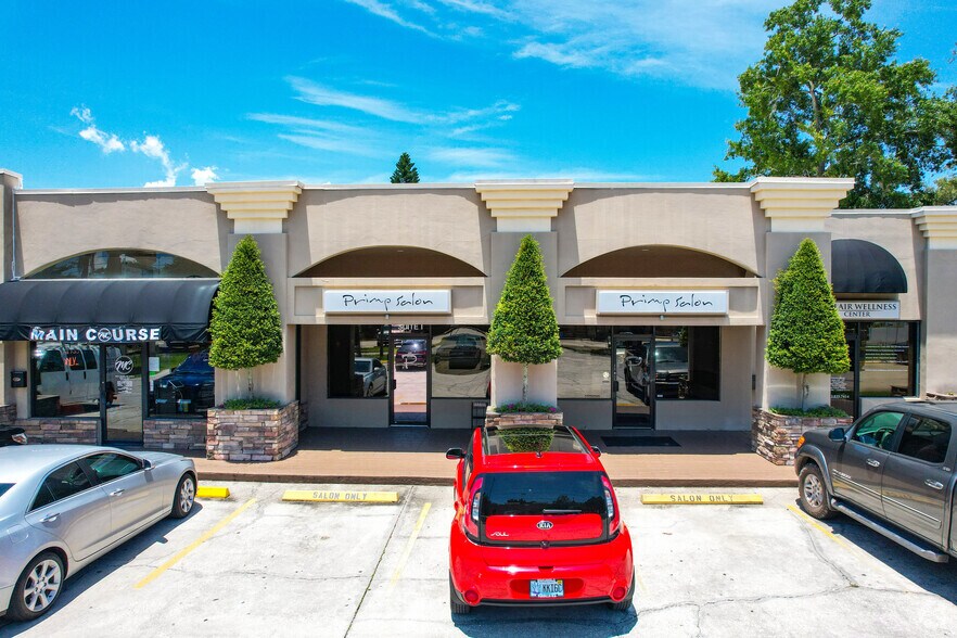 More Photos Of 4205 S Macdill Ave, Tampa Unknown For Lease