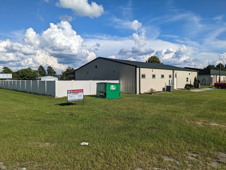 More Photos Of 2608 E Highway 76, Marion General Retail For Sale