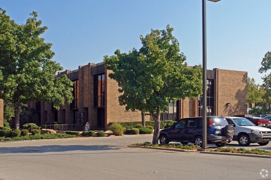 More Photos Of 3037 NW 63rd St, Oklahoma City Office For Sale