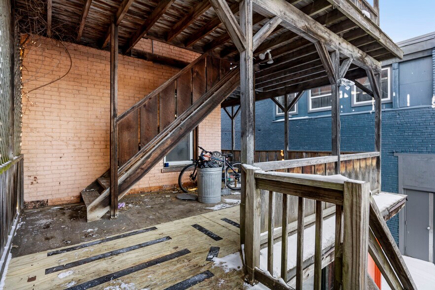 More Photos Of 403-409 N Pearl St, Albany Warehouse For Sale