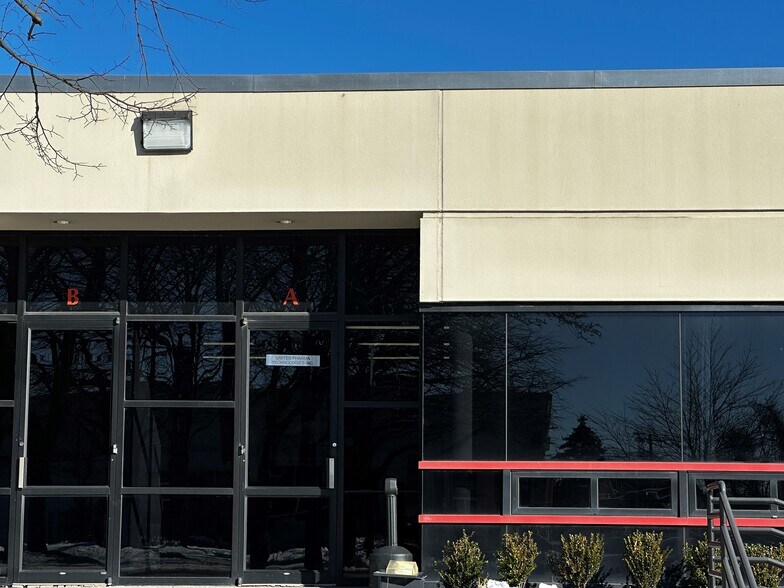 More Photos Of 908 Oak Tree Rd, South Plainfield Medical For Lease