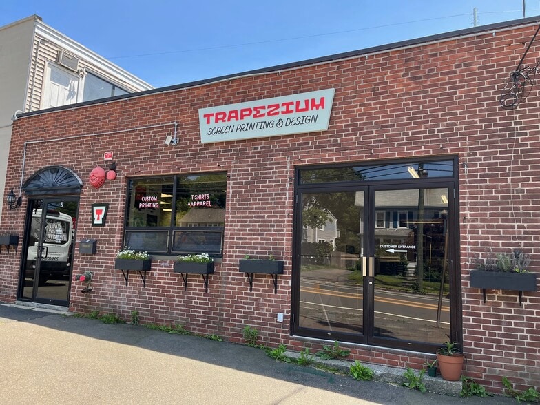 More Photos Of 26 Fitch St, Norwalk Warehouse For Lease