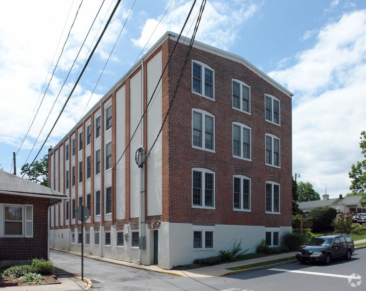 More Photos Of 22 S 2nd St, Emmaus Loft Creative Space For Lease