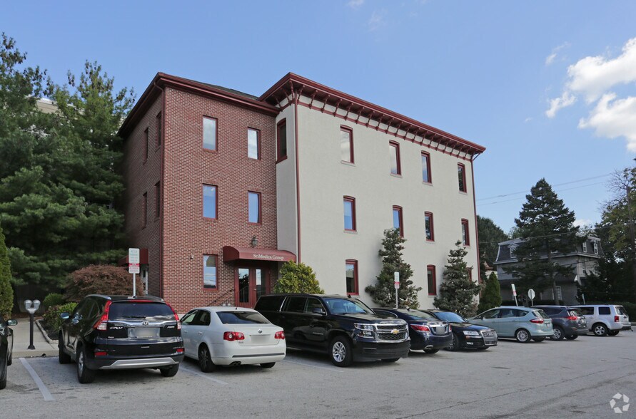 More Photos Of 20 E 2nd Ave, Conshohocken Office For Sale
