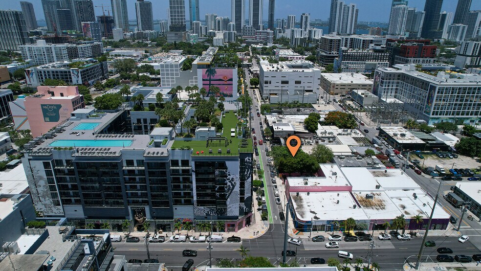More Photos Of 176 NW 24th St, Miami Restaurant For Lease