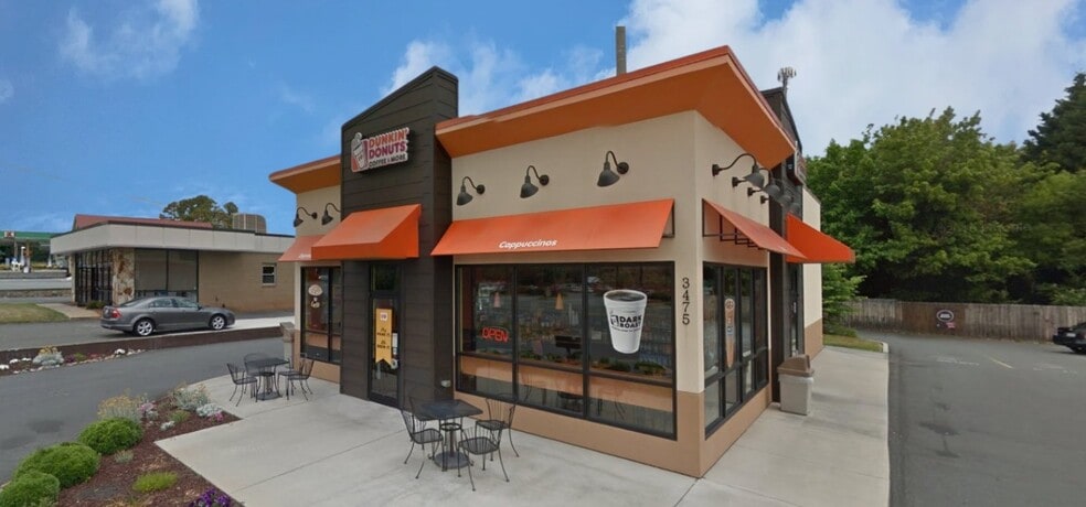 Primary Photo Of 3475 Robinhood Rd, Winston-Salem General Retail For Lease