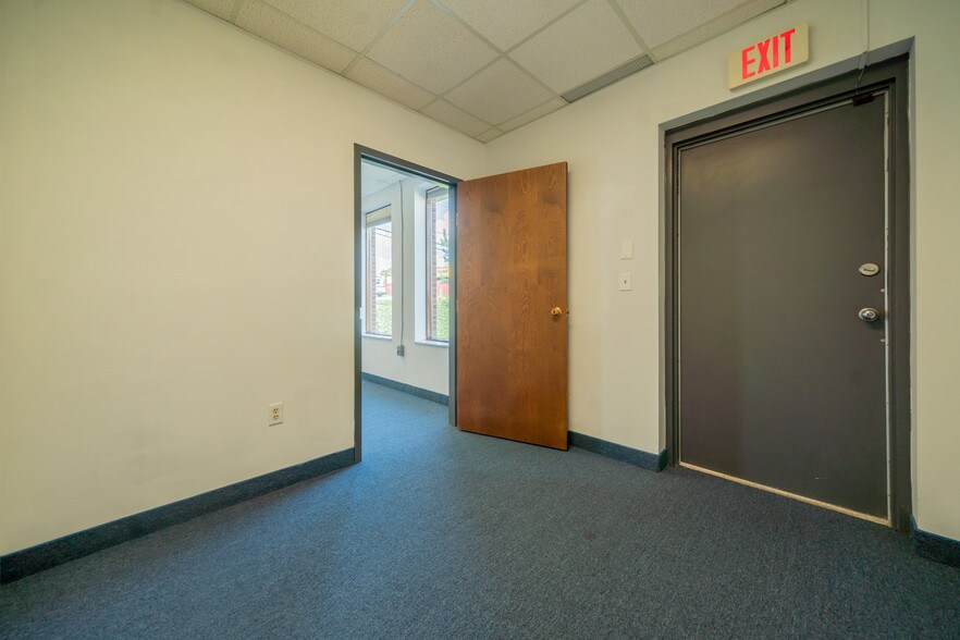 More Photos Of 12575 Rockside Rd, Garfield Heights Medical For Sale