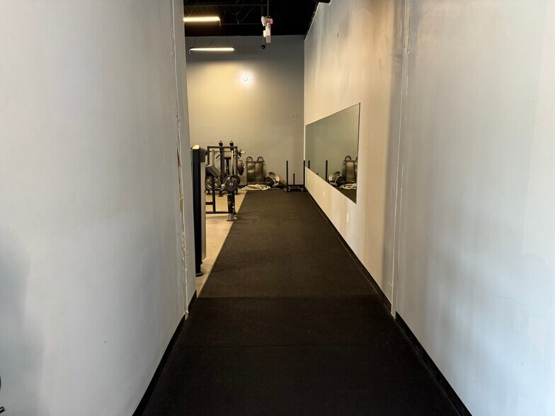 More Photos Of 68120 Tinmar Dr, Saint Clairsville Health Club For Lease