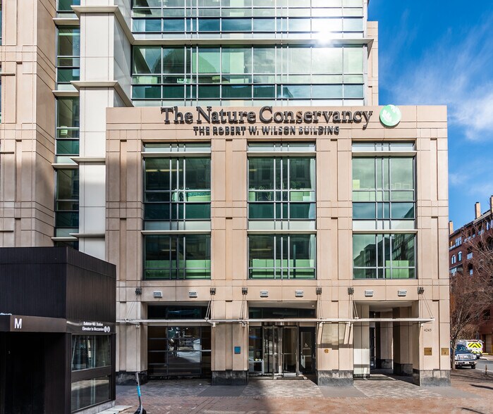 More Photos Of 4245 N Fairfax Dr, Arlington Office For Lease