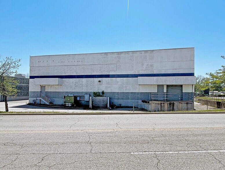 More Photos Of 317 Lincoln Hwy, Fairview Heights Auto Repair For Lease
