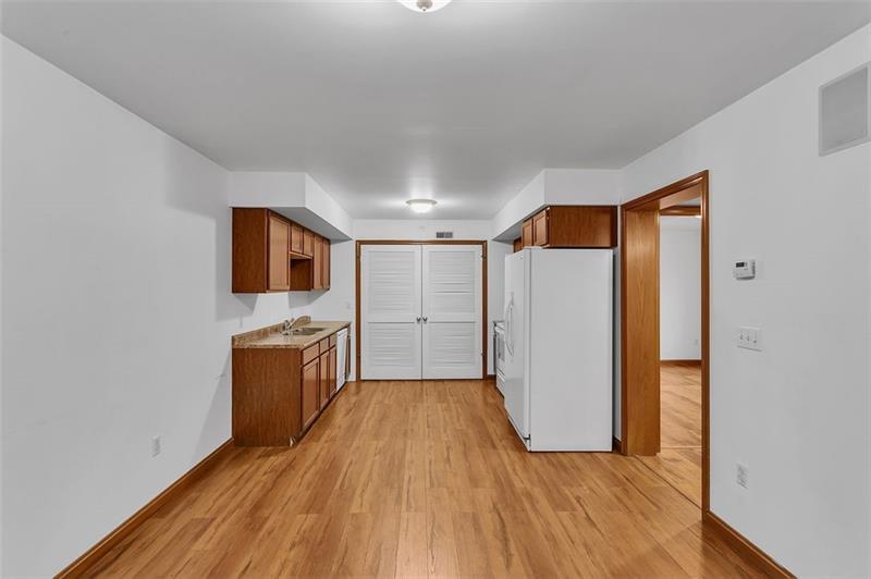 More Photos Of 456 2nd St, California Apartments For Sale