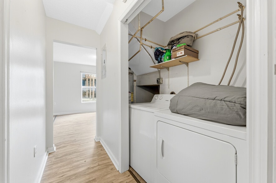 More Photos Of 409 McLane Avenue, Morgantown Apartments For Sale