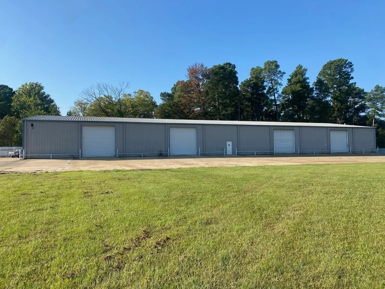 Primary Photo Of 2727 Standard Oil Rd, Shreveport Warehouse For Sale