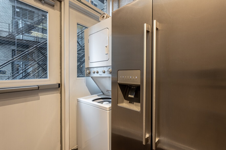 More Photos Of 120 S State St, Chicago Medical For Sale