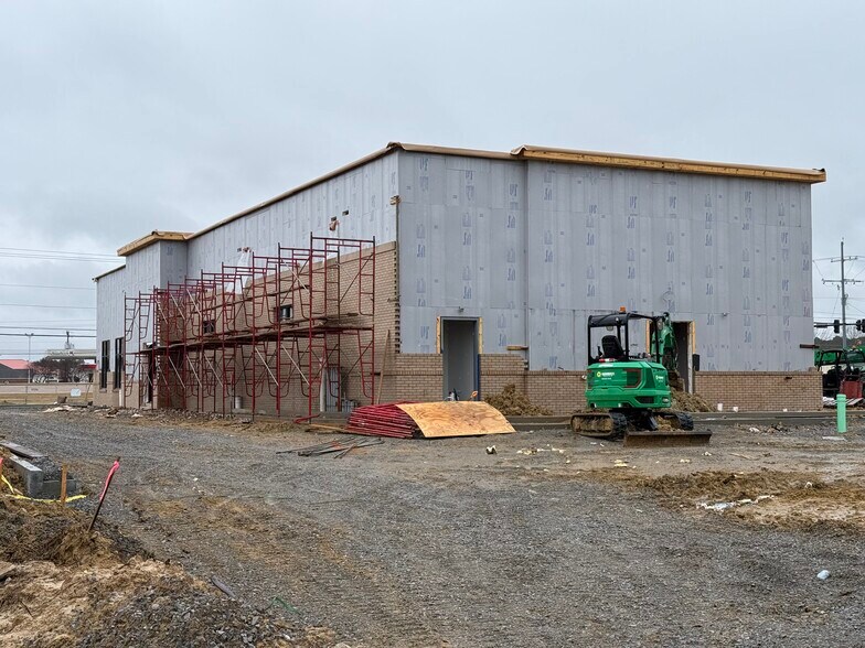 More Photos Of 2520 Lakeland Dr, Flowood Fast Food For Sale