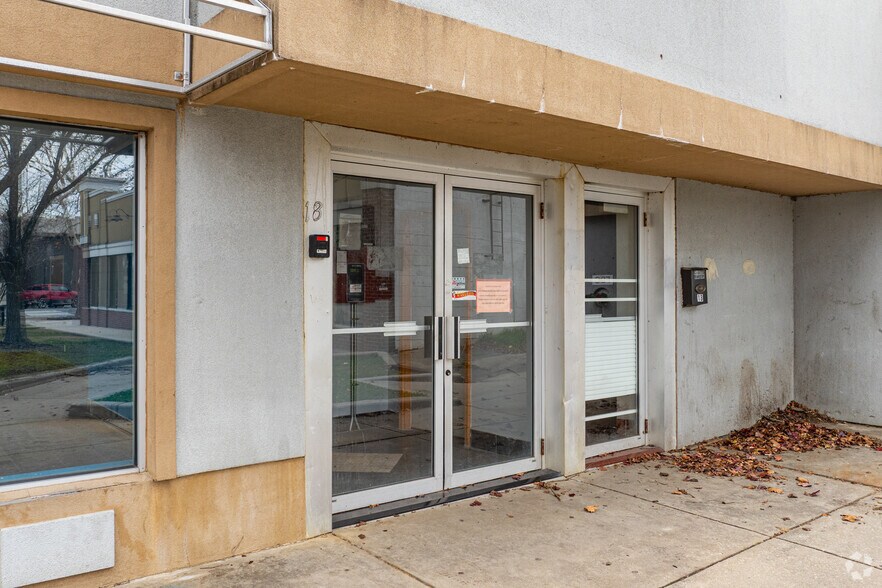 More Photos Of 13 N East Blvd, Vineland Flex For Sale