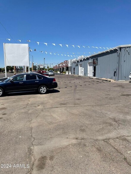 More Photos Of 3810 W Van Buren St, Phoenix Auto Dealership For Sale
