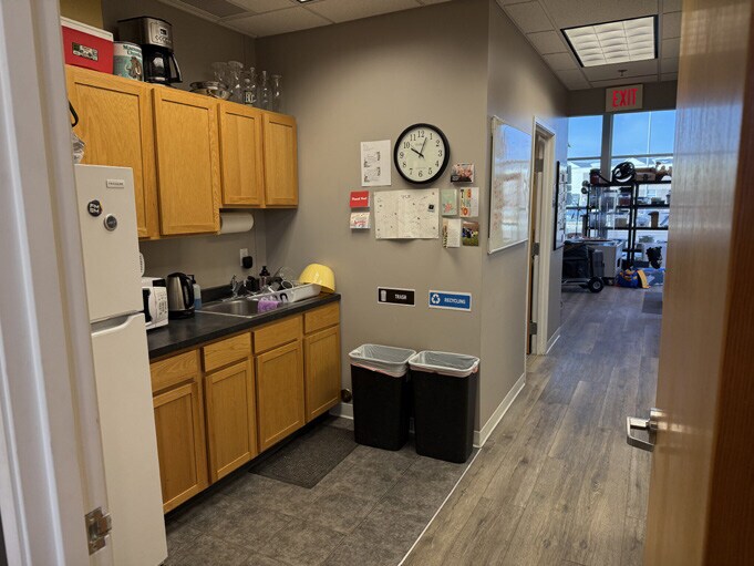 More Photos Of 4650 26th Ave, Fargo Storefront Retail Office For Lease