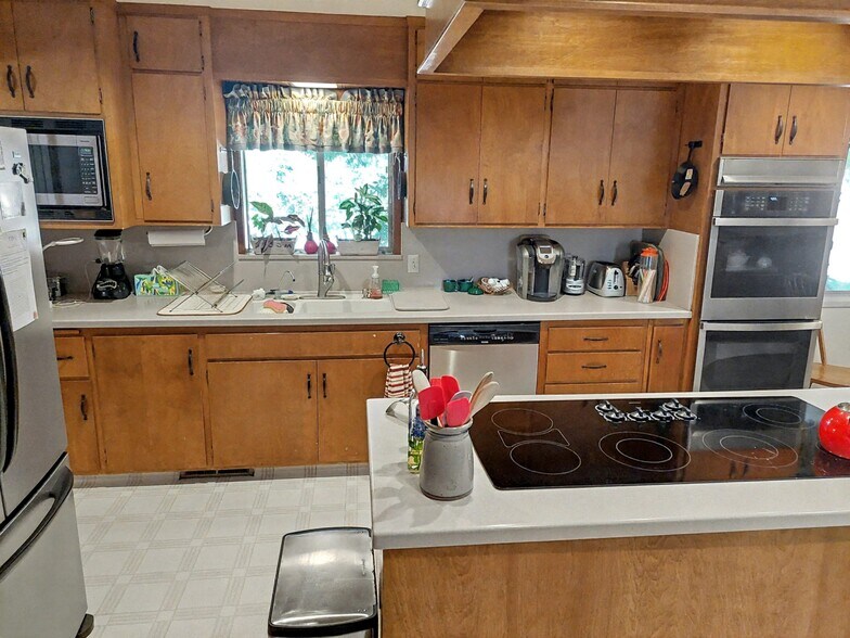 More Photos Of Driver 152, Orosi Land For Sale