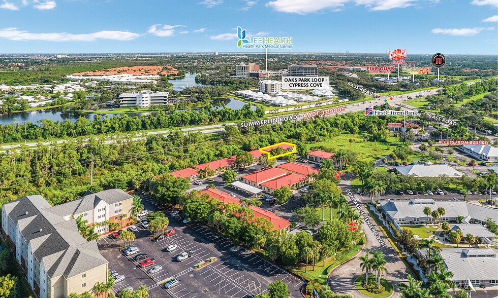 More Photos Of 9724 Commerce Center Ct, Fort Myers Medical For Lease