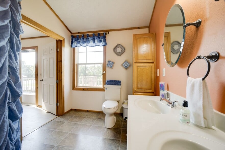 More Photos Of 104 Circle Rd, Newport Manufactured Housing Mobile Home Park For Sale