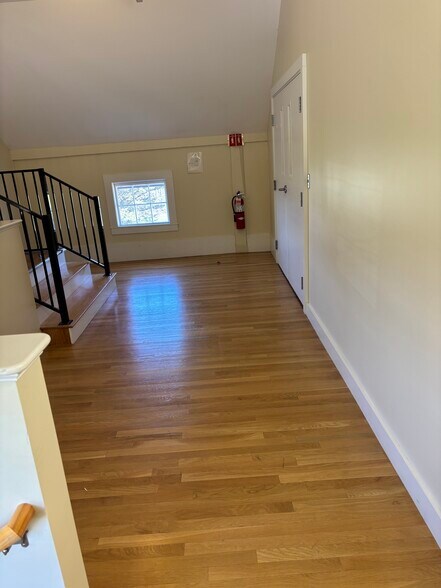 More Photos Of 2299 Woodbury Ave, Newington Medical For Lease