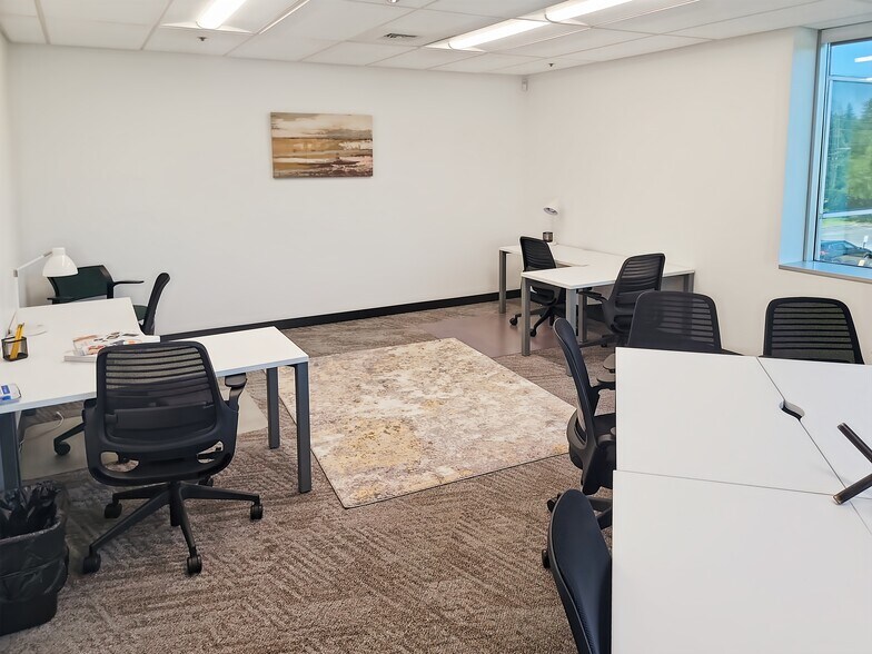 More Photos Of 11400 Airport Rd, Everett Coworking Space