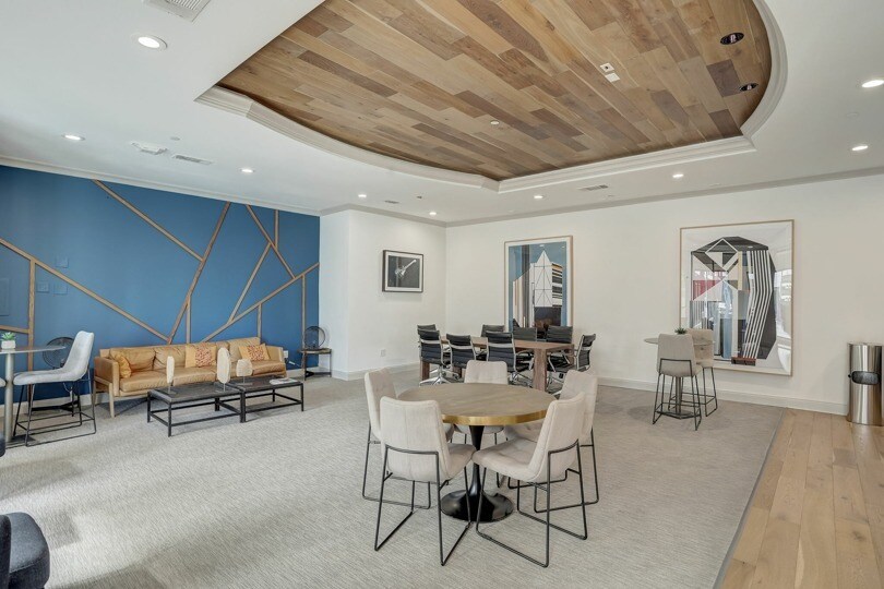 More Photos Of 2800 Kirby Dr, Houston Apartments For Lease