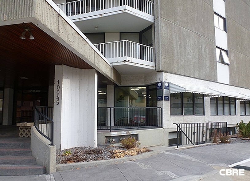 More Photos Of 10045 117th St NW, Edmonton Apartments For Sale