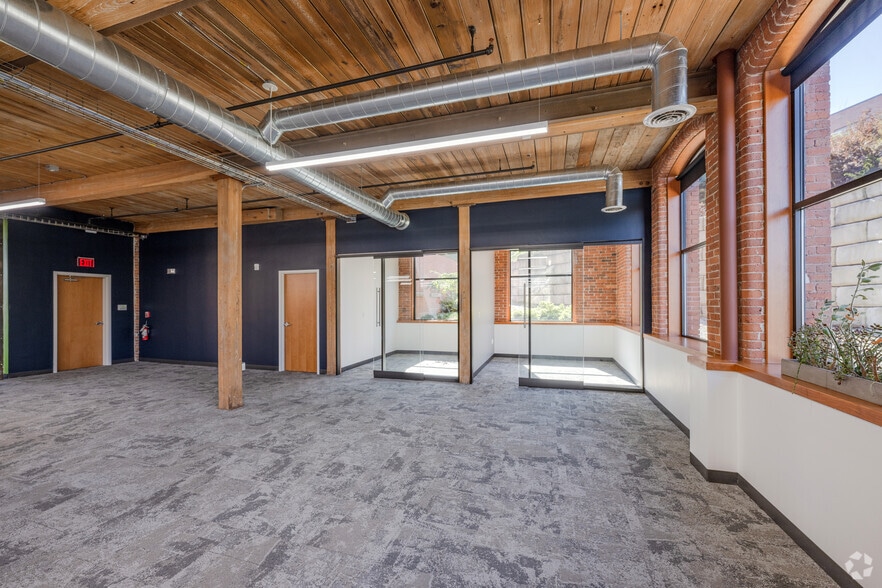 More Photos Of 1 Cedar St, Providence Unknown For Lease