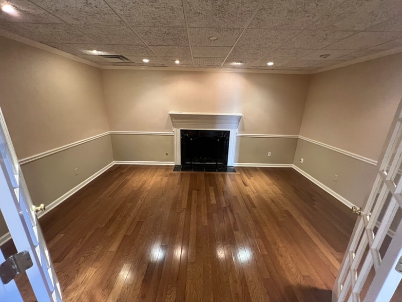 More Photos Of 1827 Powers Ferry Rd SE, Atlanta Unknown For Lease