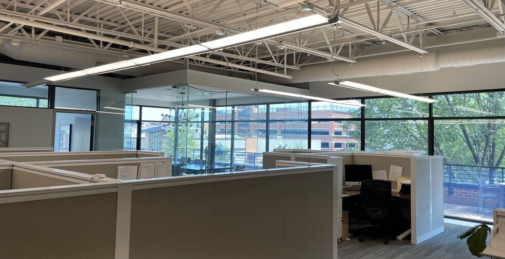 More Photos Of 5216 Main St, Downers Grove Office For Lease