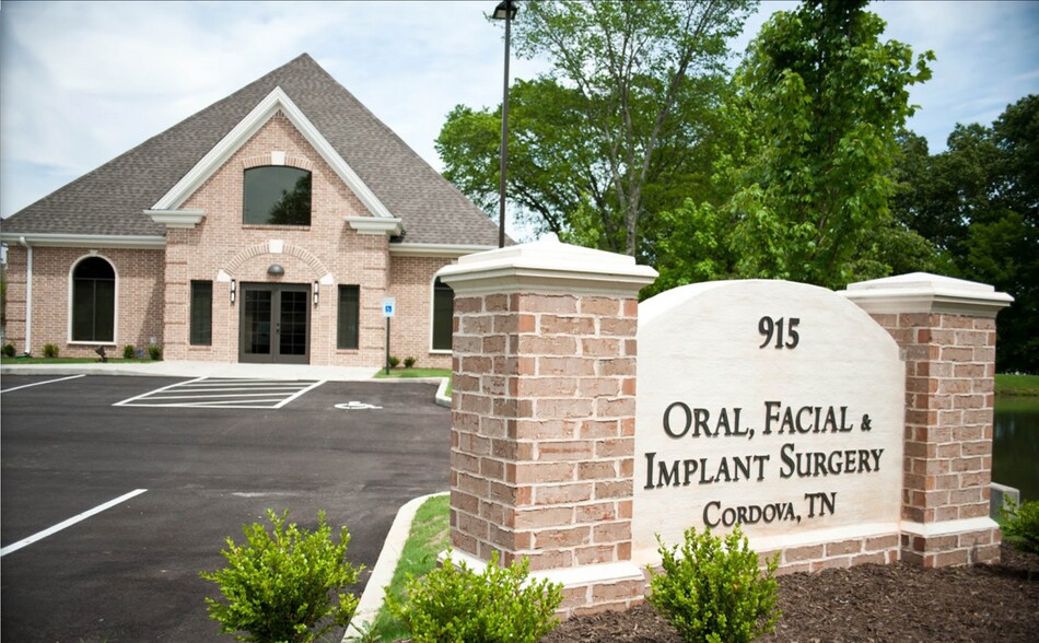 More Photos Of 915 Willow Tree Cir, Cordova Medical For Sale